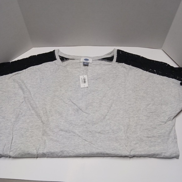 Women's Old Navy New With Tags T-Shirt Large Gray  and black lace sleeves - Picture 3 of 8